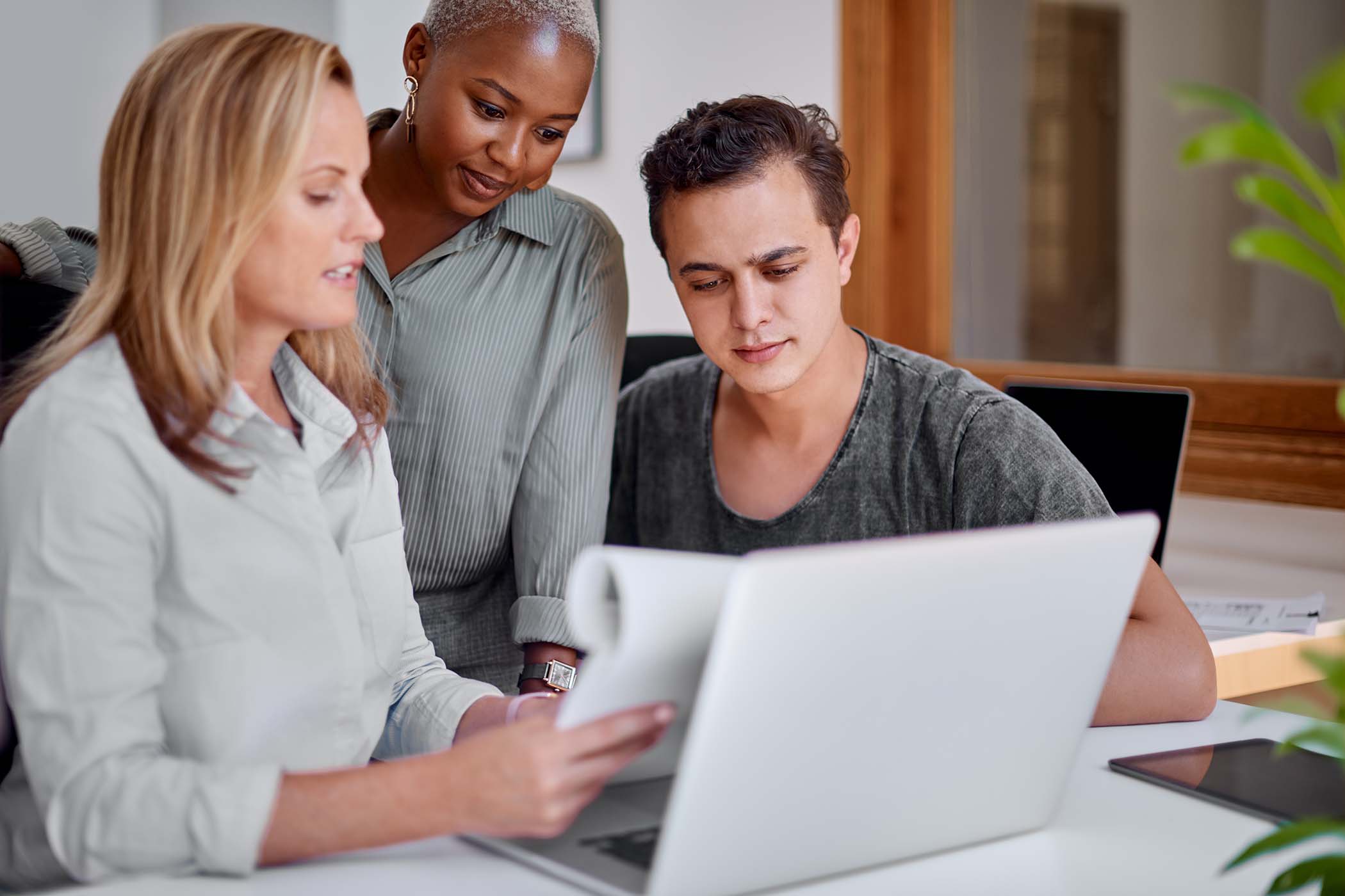 Graphic Design Fundamentals: From Beginner to Professional